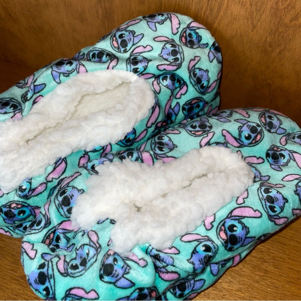 NWT Lilo and Stitch Slippers